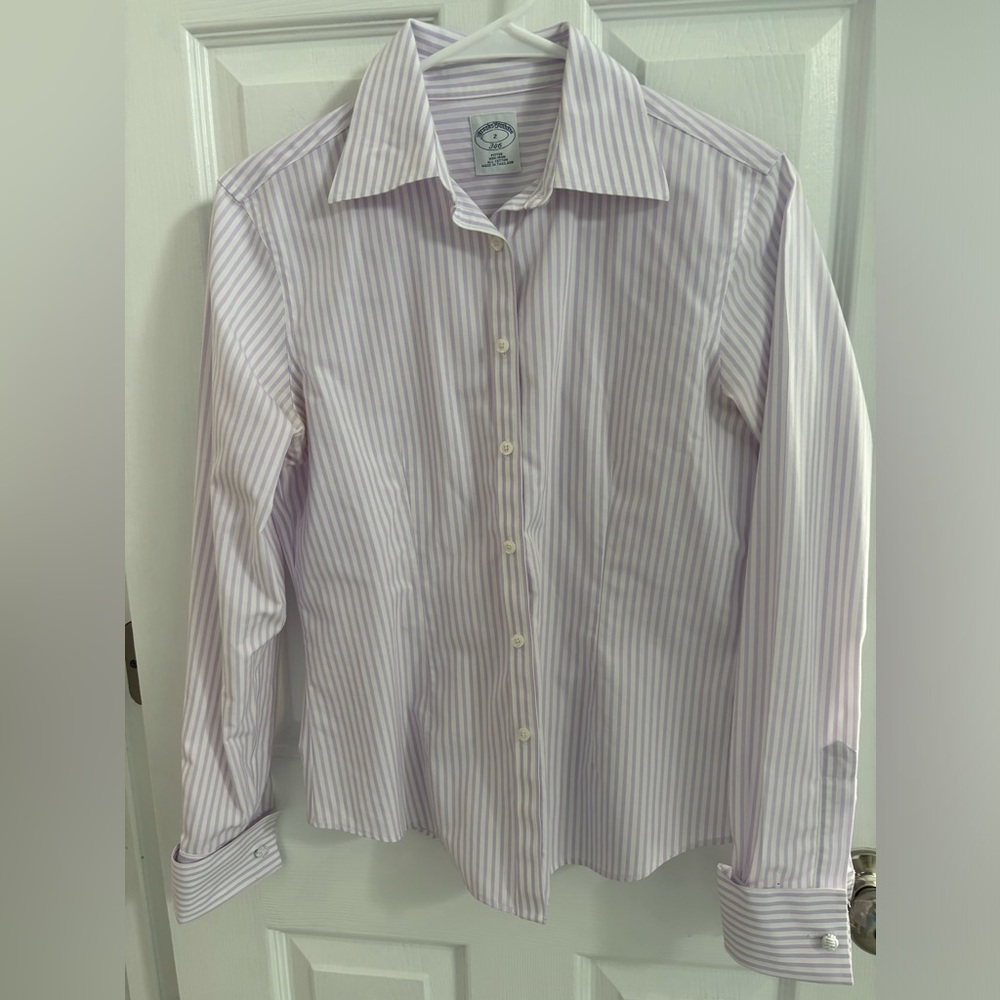 Like new no iron Brooks Brothers dress shirt; women’s size 2